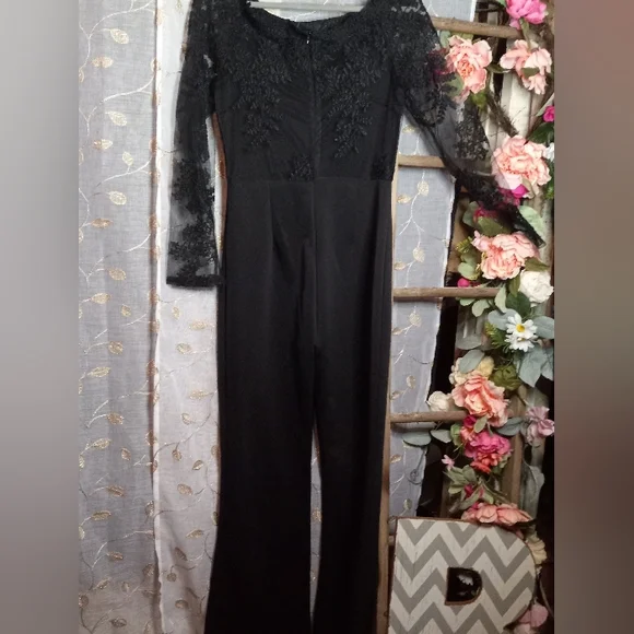 Beautiful Black Special Occasion Jumper w Lace details- medium - Picture 5 of 6